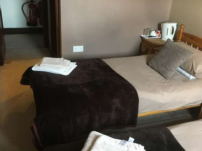 Twin En-suite Room Only